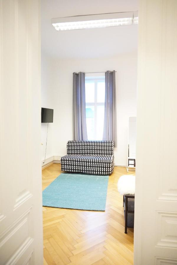 Urban City Apartment - Contactless Check-In Viena Exterior foto